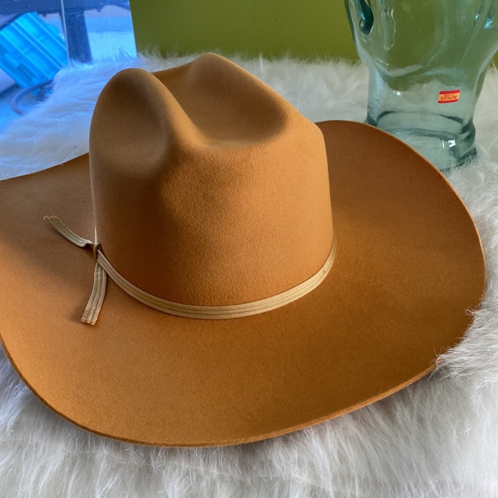 Vintage cowboy hat in pristine condition - fur felt in longhorn orange. - Picture 3 of 7